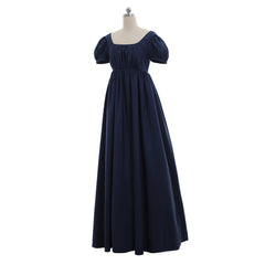 Elegant Halloweez Renaissance Purple Dress for Women - Perfect for Medieval Themed Events - Halloweez