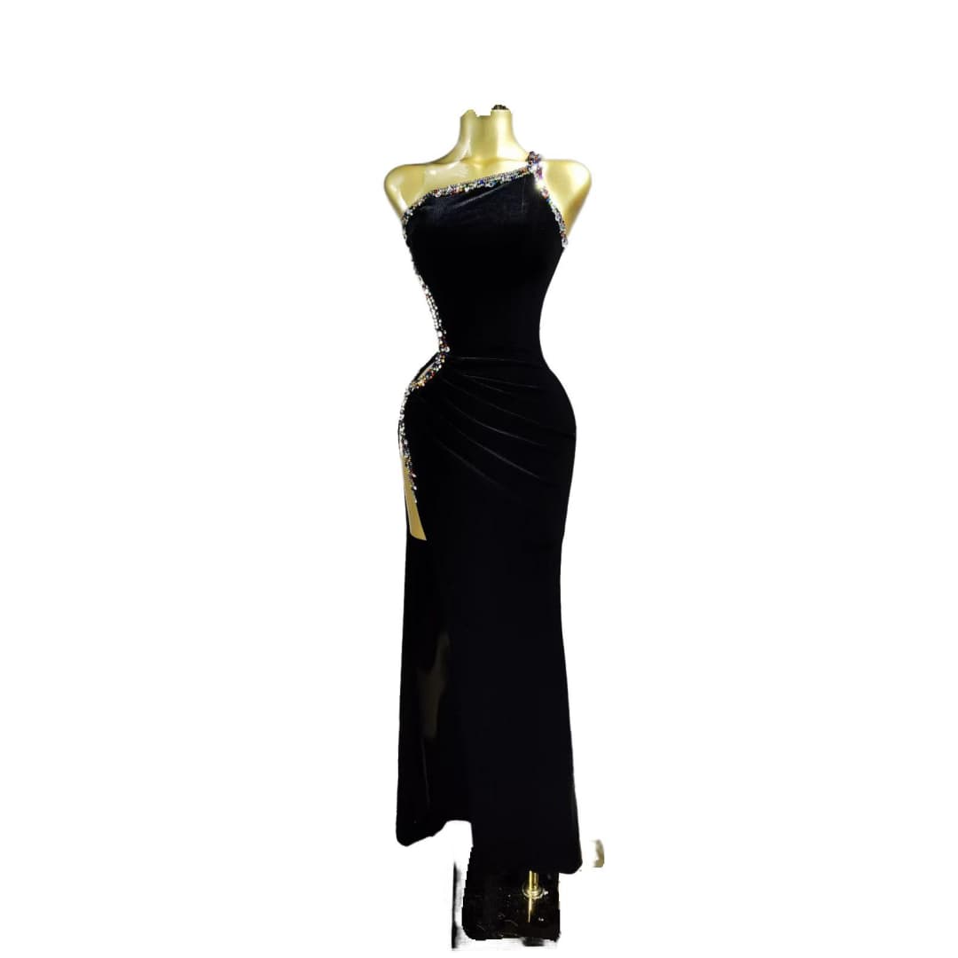 Elegant Black Slim Dress for Formal Events, Parties, Stage Performances, and Cosplay - Strap Style Bodycon Evening Gown - Halloweez