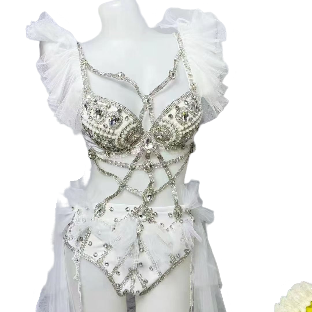 Sexy Go-Go Dancer Costume for Electronic Music Festival Performance, Red Strapless Stage Outfit for Female Singers and Dance Groups - Halloweez