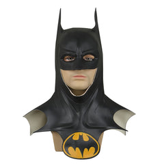 Batman Cosplay Costume - Step into the Role of the Dark Knight with Halloweez