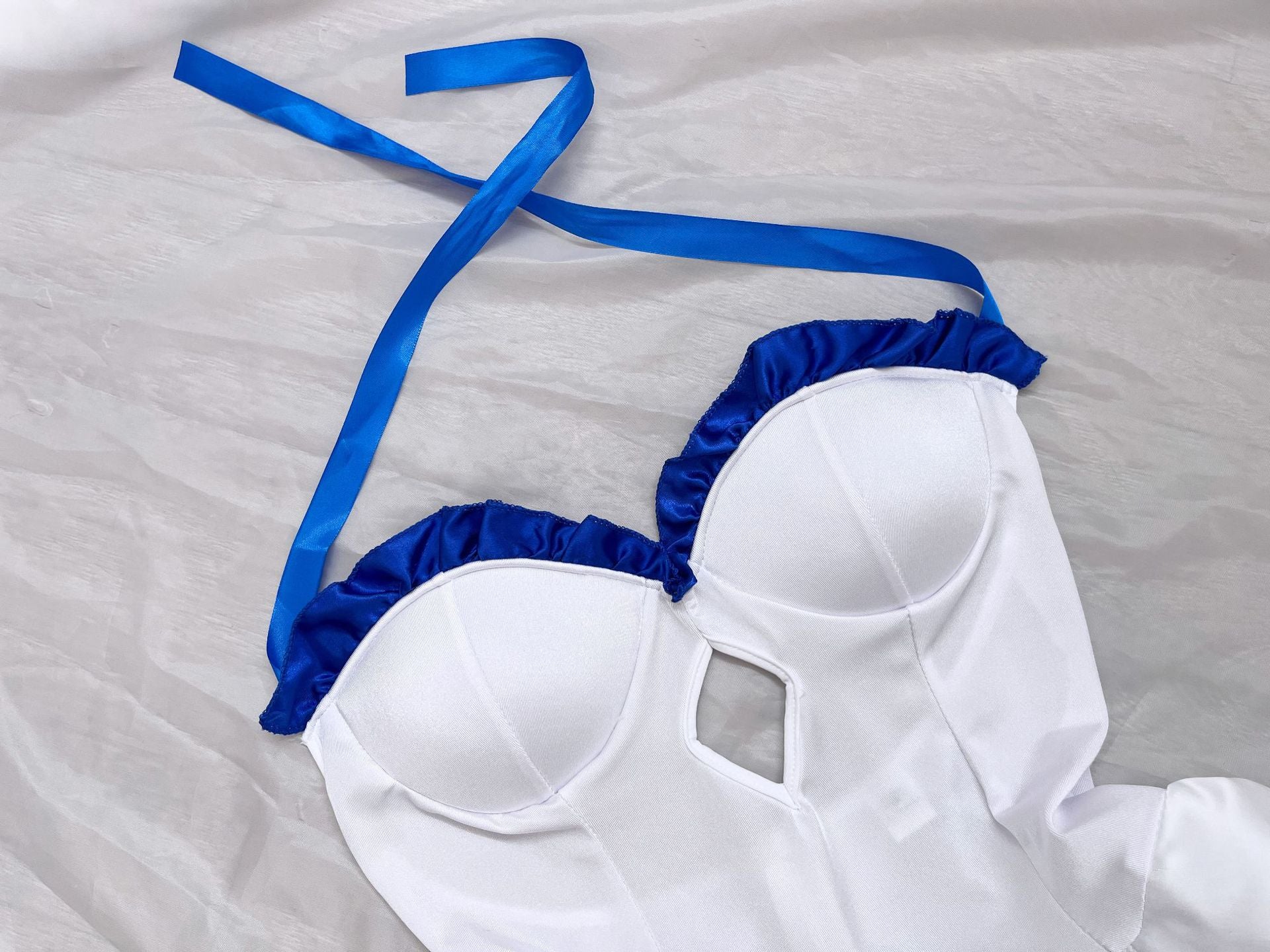 Fate Series Saber Lily White Dress Cosplay Costume, Artoria Pendragon Lily Strapless Sailor Dress Set For Anime Convention Role Play - Halloweez